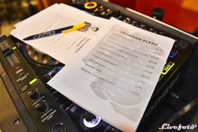 ples2201_0001